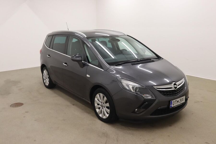 Opel Zafira Tourer vaihtoauto