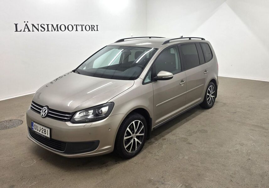 Volkswagen Touran vaihtoauto