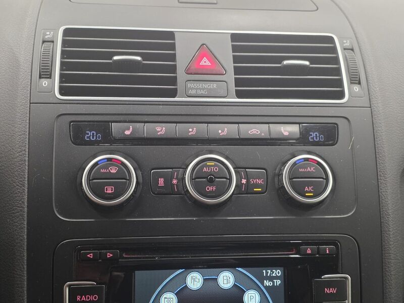 Volkswagen Touran vaihtoauto