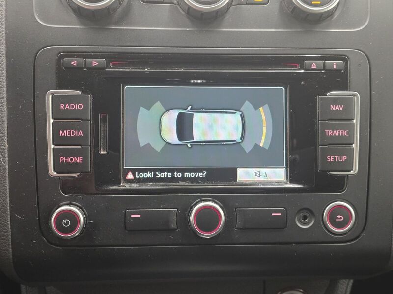 Volkswagen Touran vaihtoauto