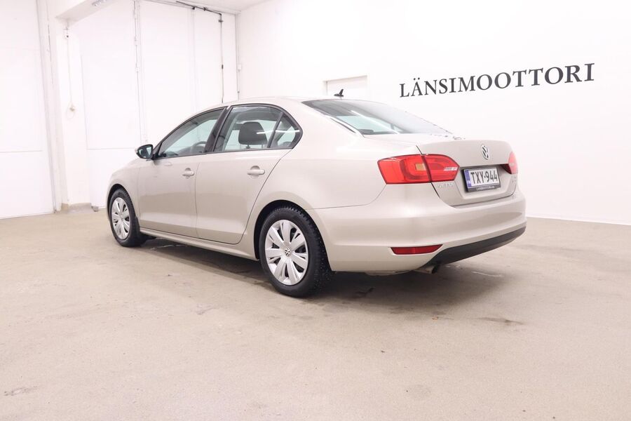 Volkswagen Jetta vaihtoauto