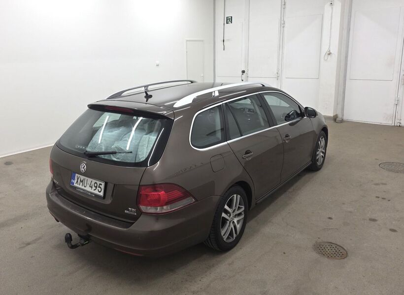 Volkswagen Golf vaihtoauto