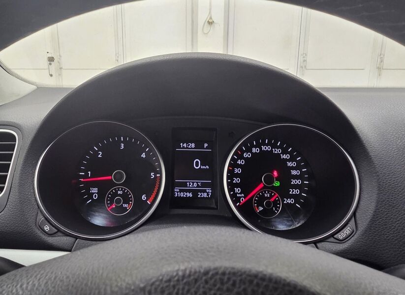 Volkswagen Golf vaihtoauto