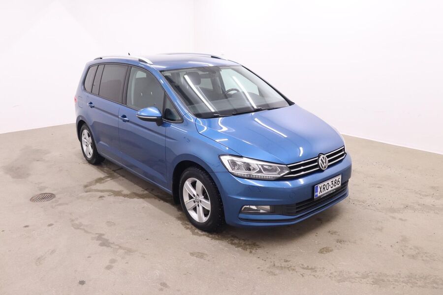 Volkswagen Touran vaihtoauto