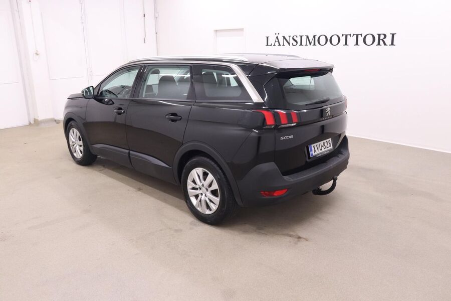 Peugeot 5008 vaihtoauto