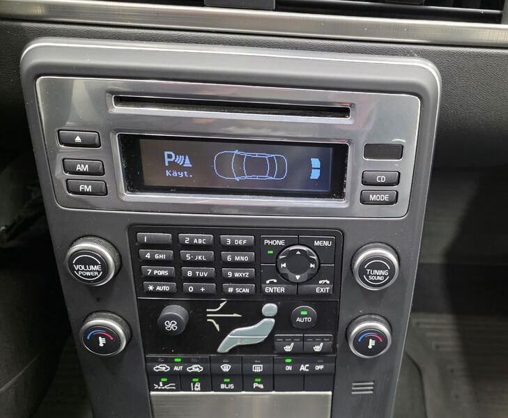 Volvo V70 vaihtoauto