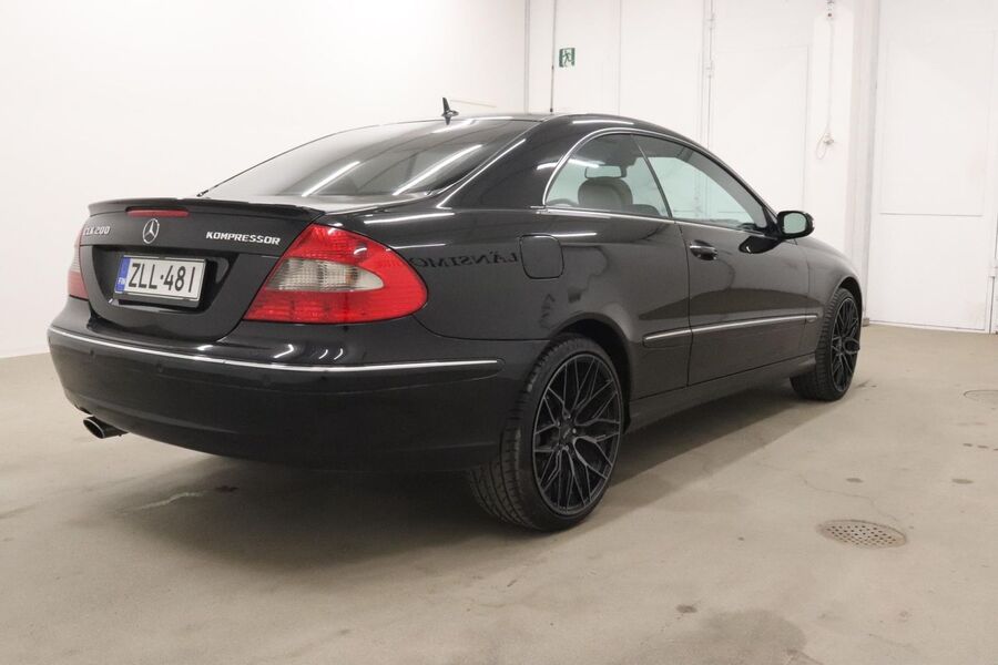 Mercedes-Benz CLK vaihtoauto