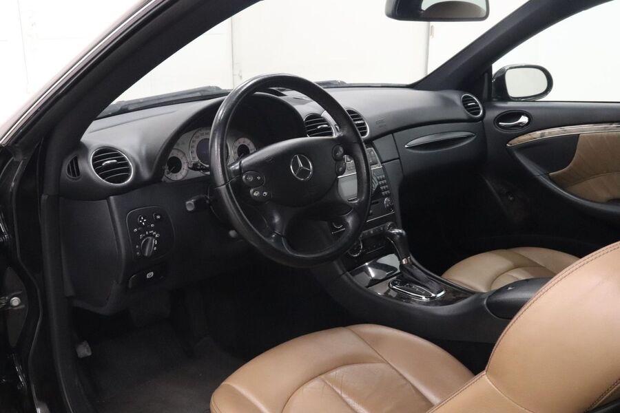 Mercedes-Benz CLK vaihtoauto