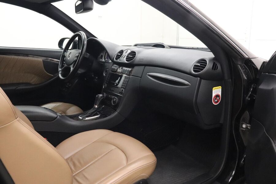 Mercedes-Benz CLK vaihtoauto