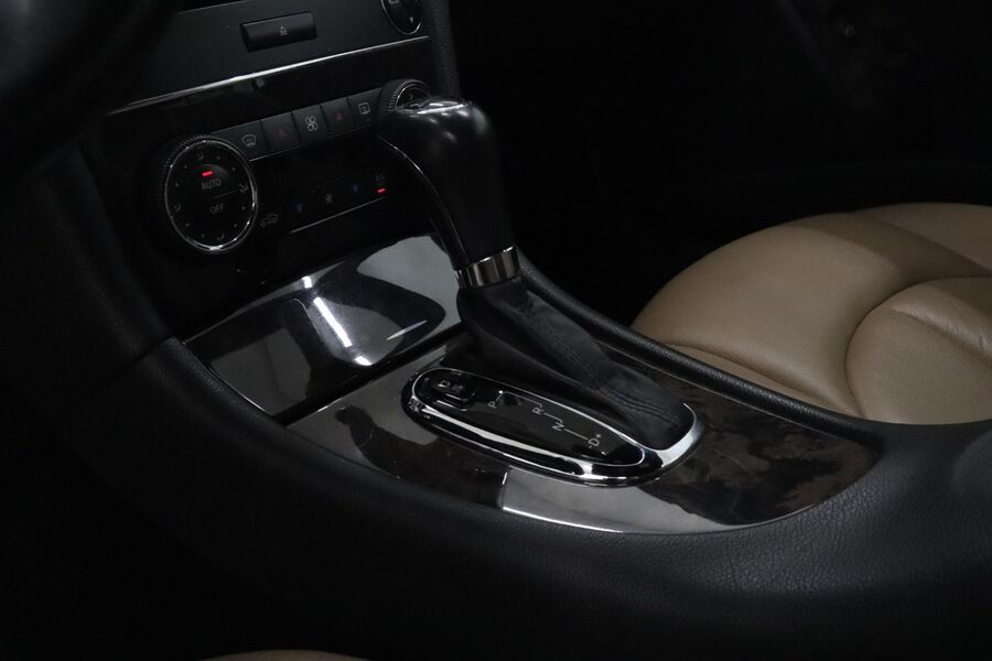 Mercedes-Benz CLK vaihtoauto