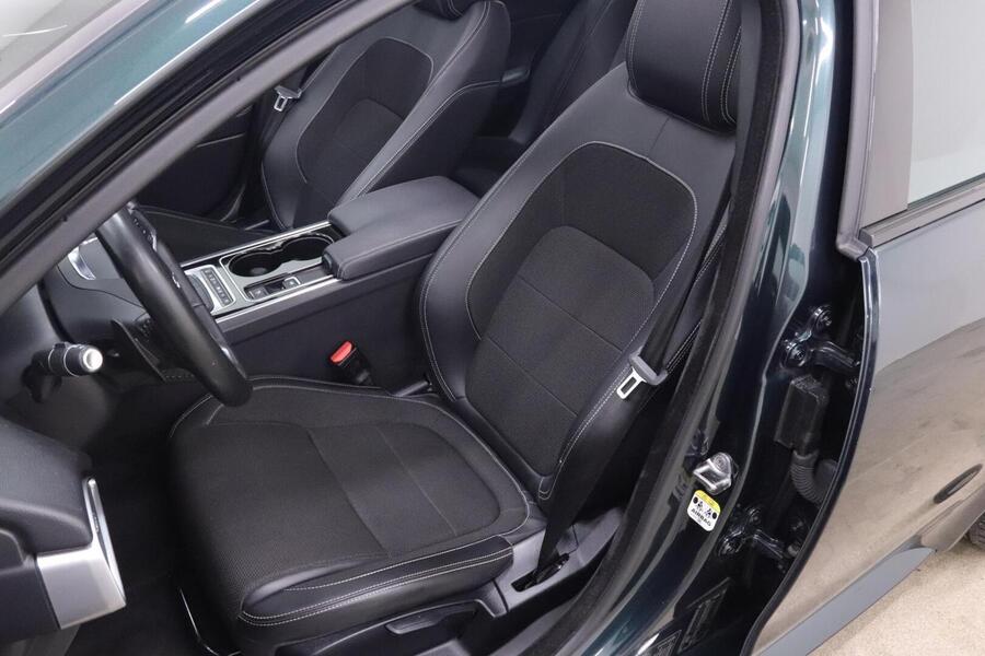 Jaguar XE vaihtoauto