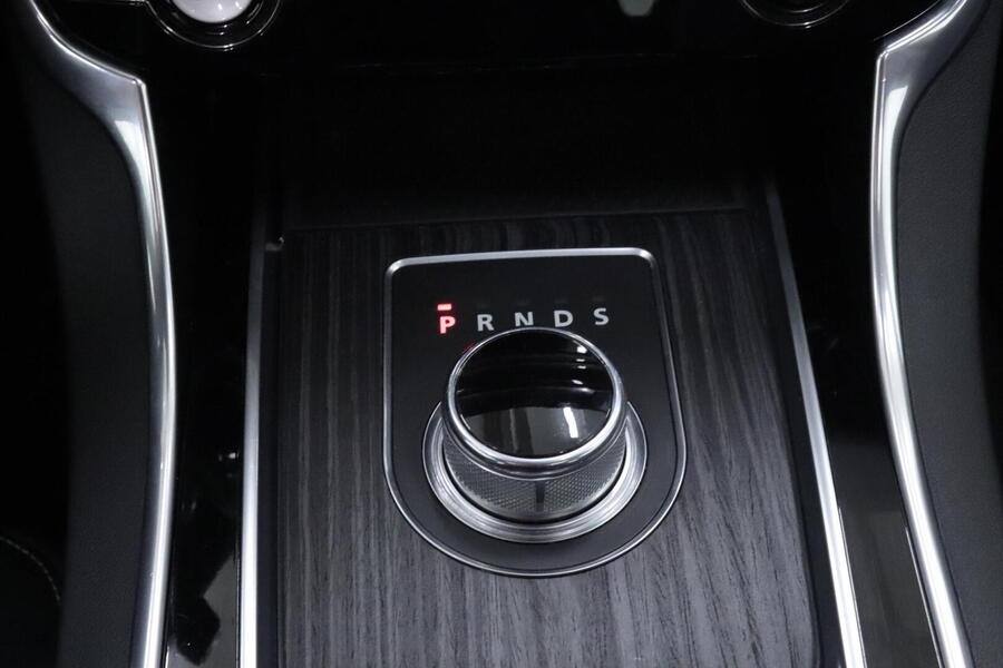 Jaguar XE vaihtoauto