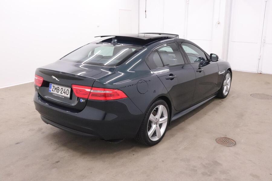 Jaguar XE vaihtoauto