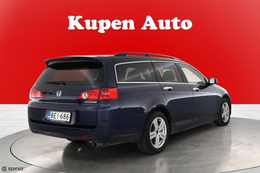 Honda Accord vaihtoauto