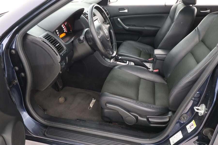 Honda Accord vaihtoauto