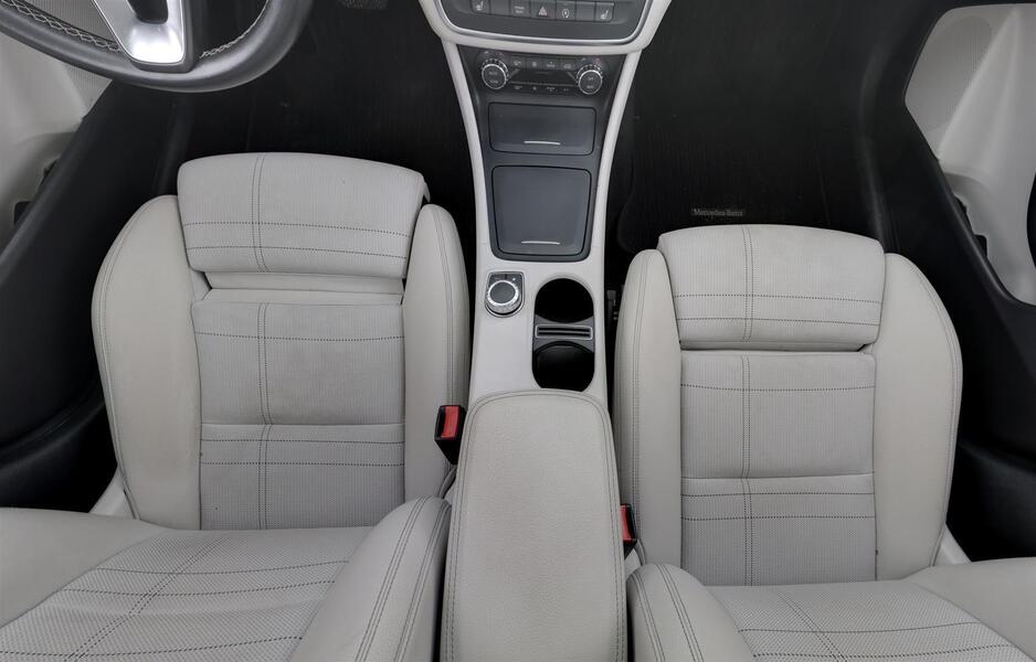 Mercedes-Benz GLA vaihtoauto