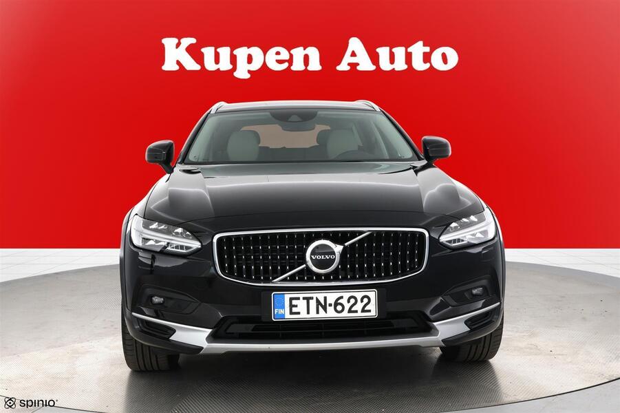 Volvo V90 Cross Country vaihtoauto