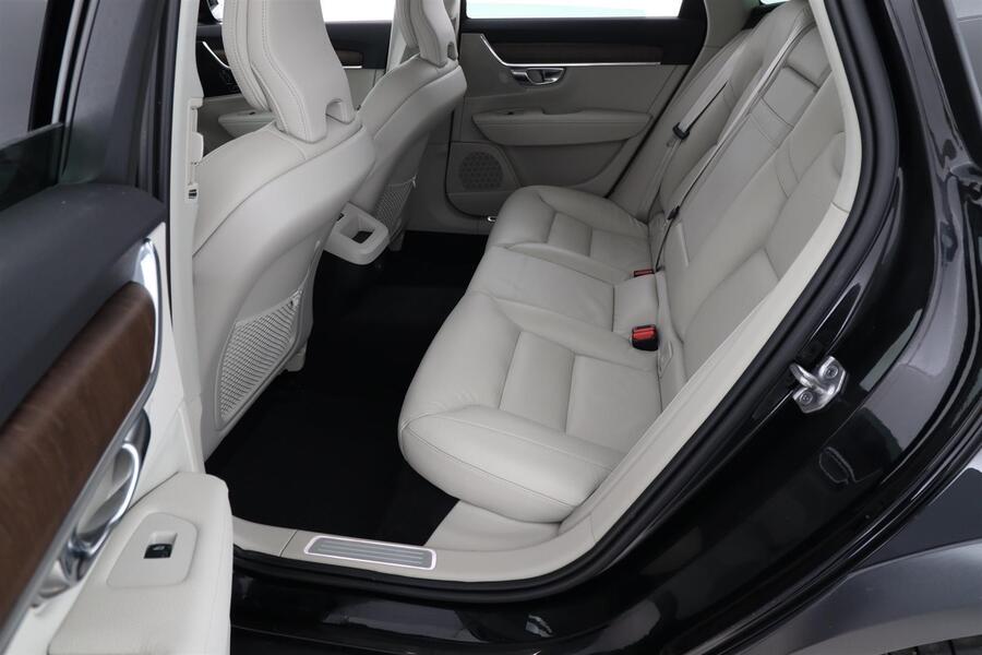 Volvo V90 Cross Country vaihtoauto