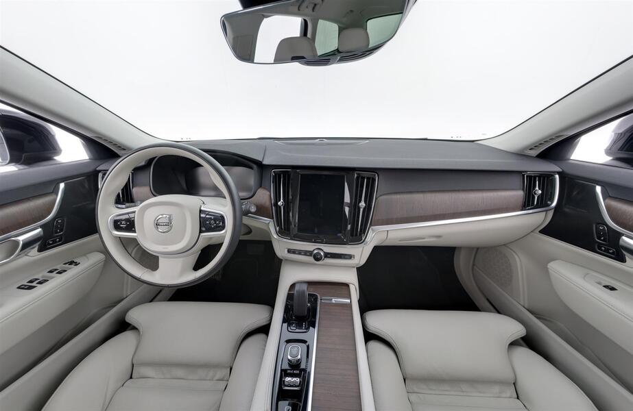 Volvo V90 Cross Country vaihtoauto