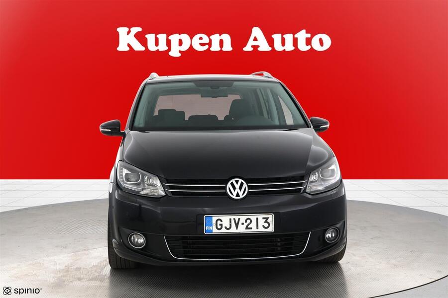 Volkswagen Touran vaihtoauto