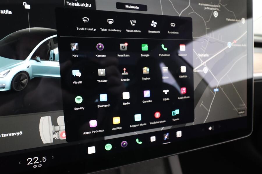 Tesla Model 3 vaihtoauto