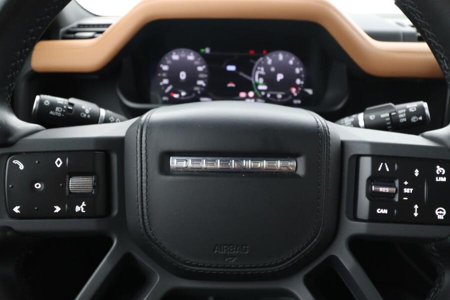 Land Rover Defender vaihtoauto