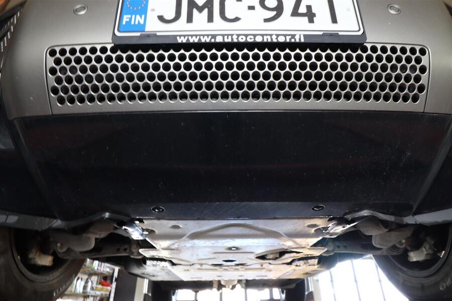 Land Rover Defender vaihtoauto