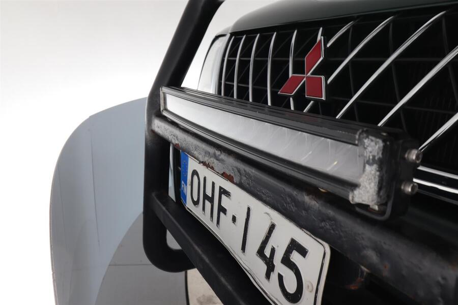 Mitsubishi L200 vaihtoauto