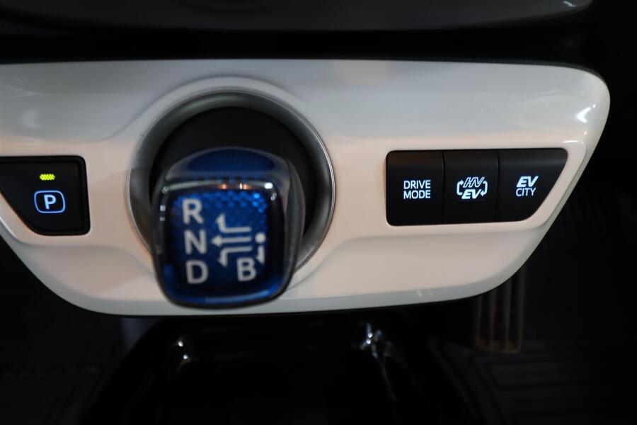 Toyota Prius vaihtoauto