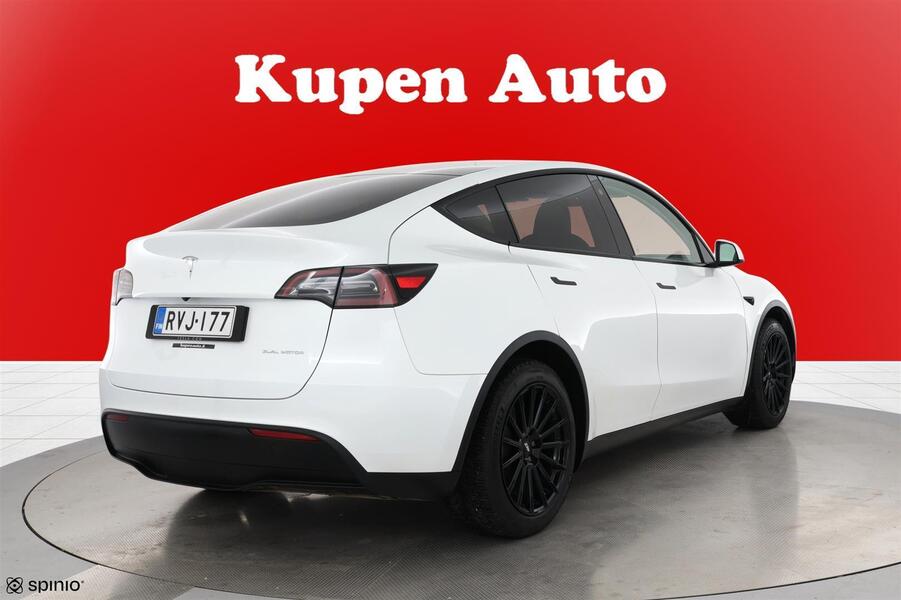 Tesla Model Y vaihtoauto