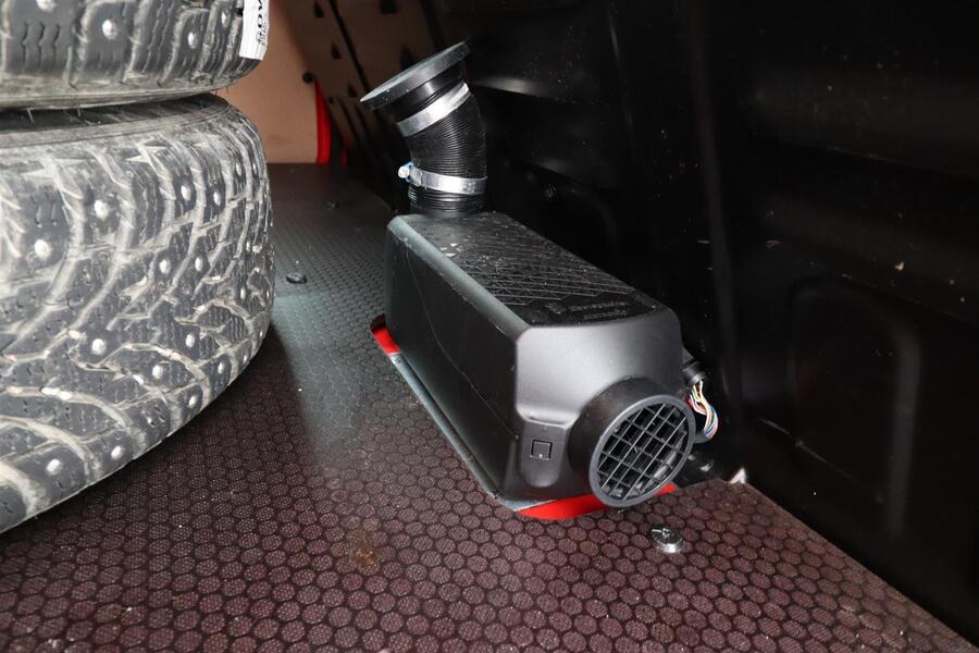 Ford Transit Courier vaihtoauto