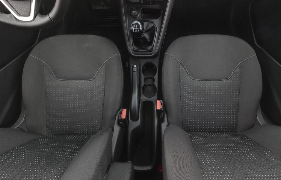 Ford Transit Courier vaihtoauto