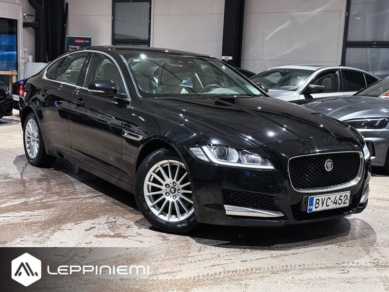 Jaguar XF vaihtoauto
