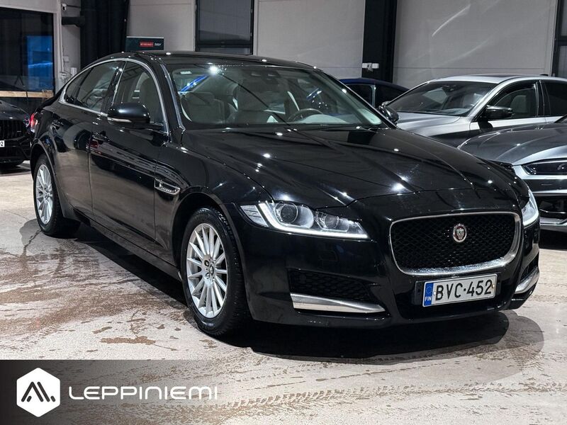 Jaguar XF vaihtoauto