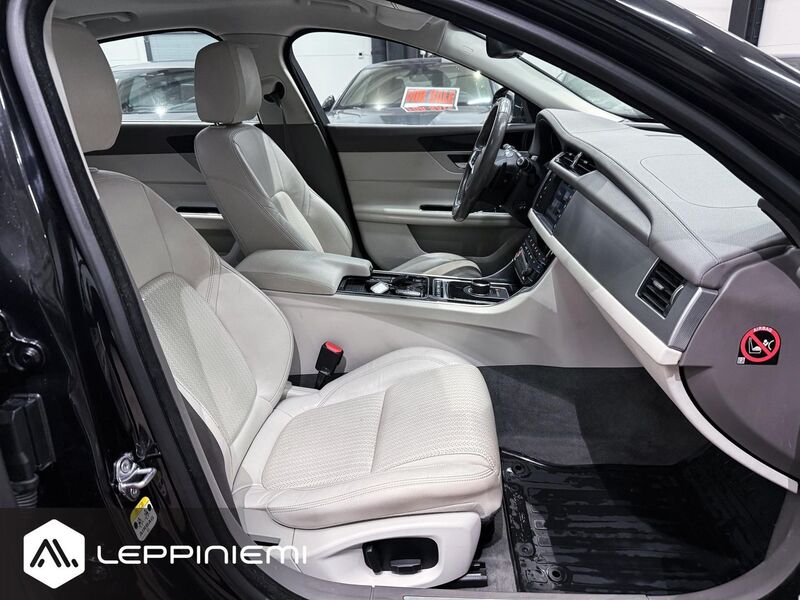 Jaguar XF vaihtoauto