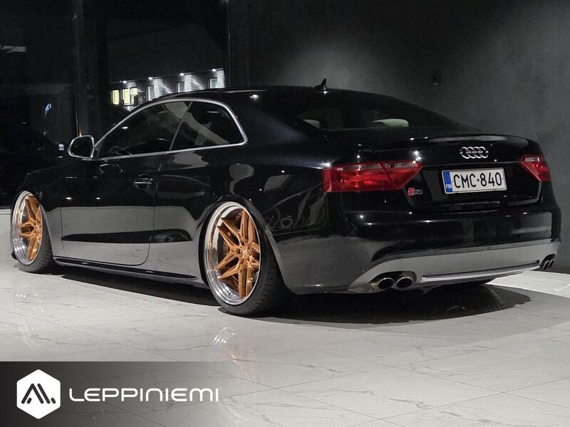 Audi S5 vaihtoauto