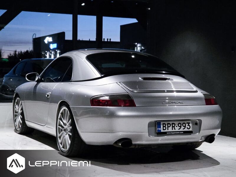 Porsche 911 vaihtoauto