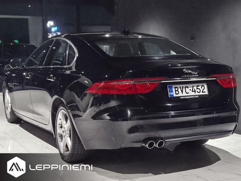 Jaguar XF vaihtoauto