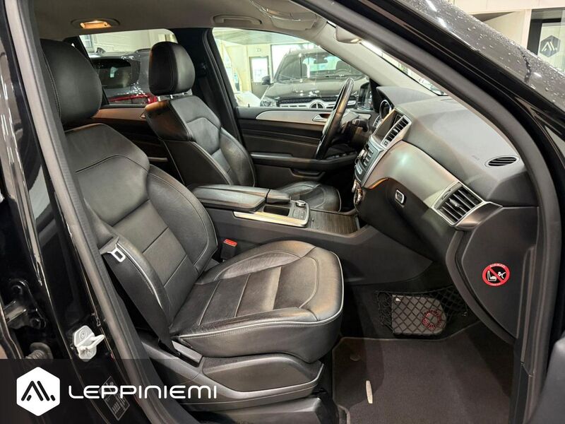 Mercedes-Benz ML vaihtoauto