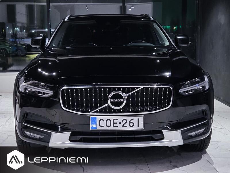 Volvo V90 Cross Country vaihtoauto