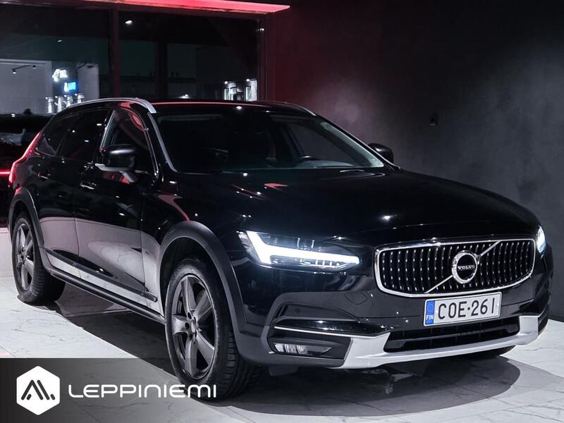 Volvo V90 Cross Country vaihtoauto