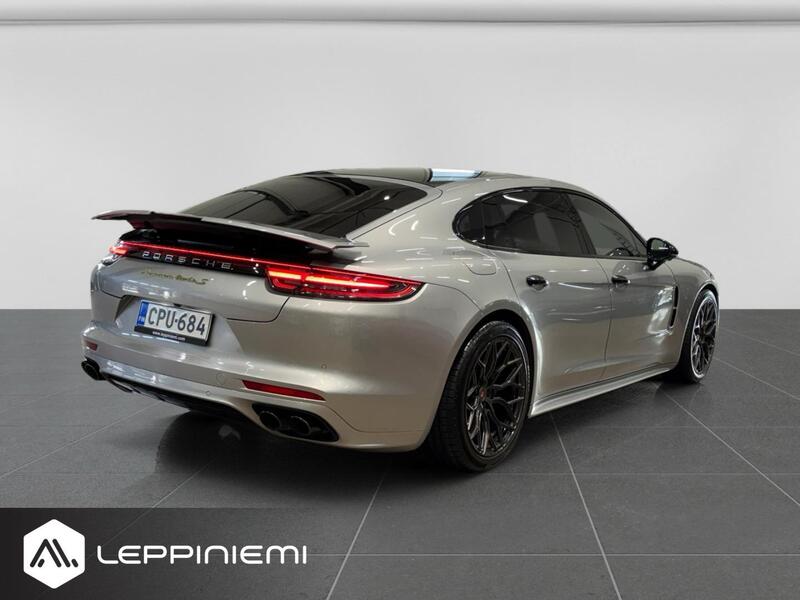 Porsche Panamera vaihtoauto