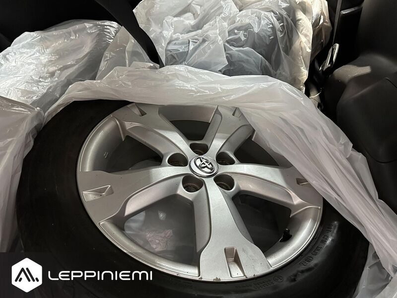 Toyota Urban Cruiser vaihtoauto