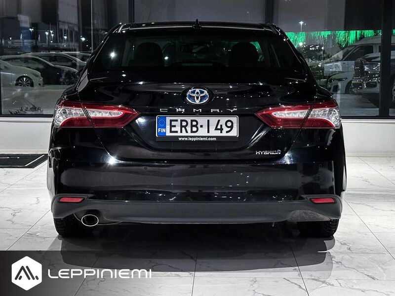 Toyota Camry vaihtoauto