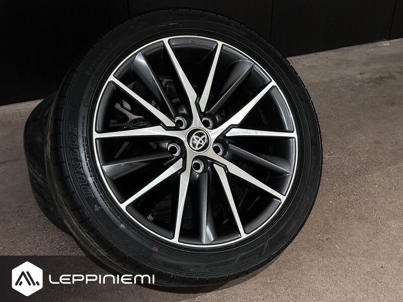 Toyota Camry vaihtoauto