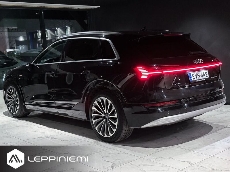 Audi e-tron vaihtoauto