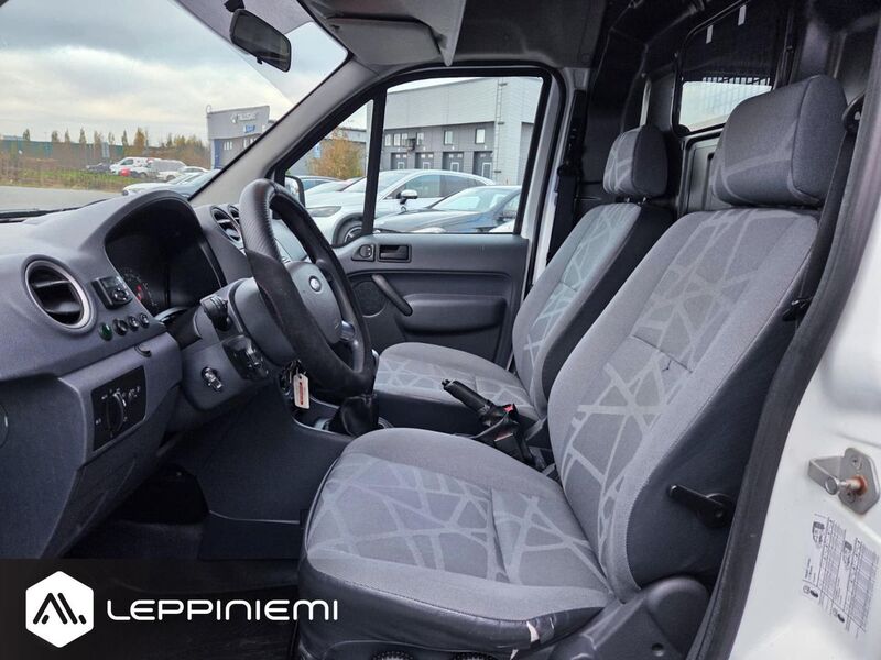 Ford Transit Connect vaihtoauto