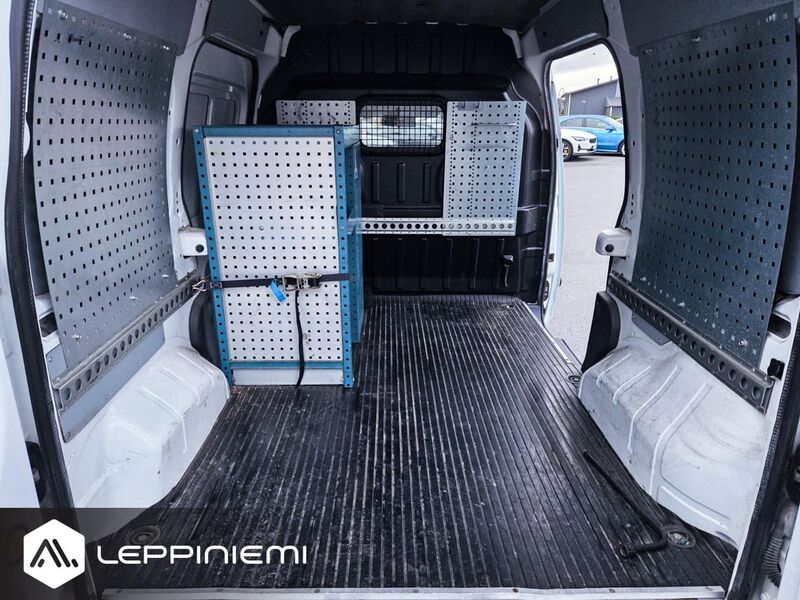 Ford Transit Connect vaihtoauto