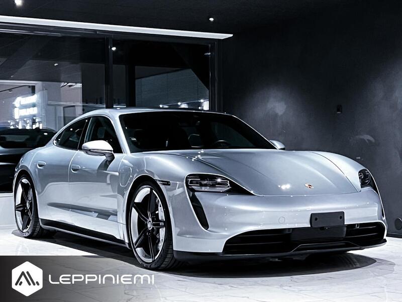 Porsche Taycan vaihtoauto