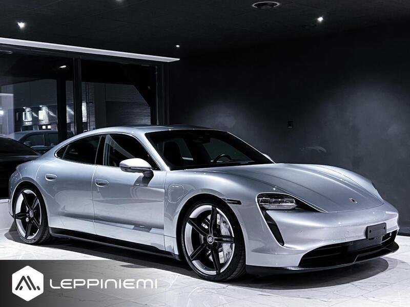 Porsche Taycan vaihtoauto